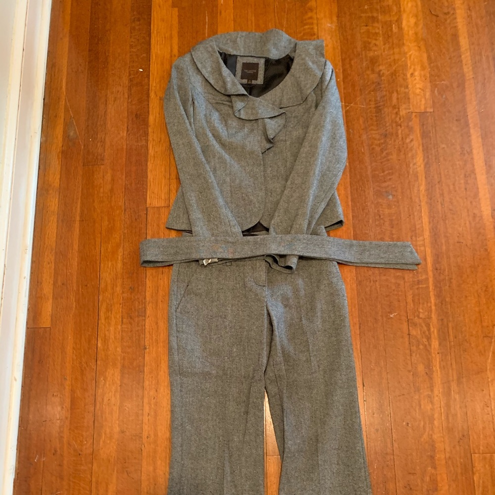 Women’s pantsuit